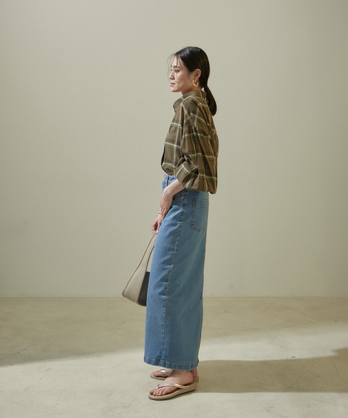 SALON adam et rope'（サロン アダム エ ロペ）の「【WEB限定カラー】コットンワッシャーローンボリュームスリーブブラウス　無地/チェック（シャツ/ブラウス・レディース・ホワイト/ブラウン系その他2/ブルー系その他4/ブラック・FREE）」の9枚目の写真