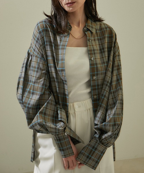 SALON adam et rope'（サロン アダム エ ロペ）の「【WEB限定カラー】コットンワッシャーローンボリュームスリーブブラウス　無地/チェック（シャツ/ブラウス・レディース・ホワイト/ブラウン系その他2/ブルー系その他4/ブラック・FREE）」の5枚目の写真