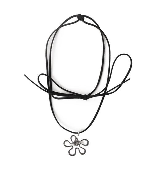 WEGO（ウィゴー）の「WEGO/フラワーリボンチョーカー（ネックレス・レディース・ブラック・FREE）」の4枚目の写真