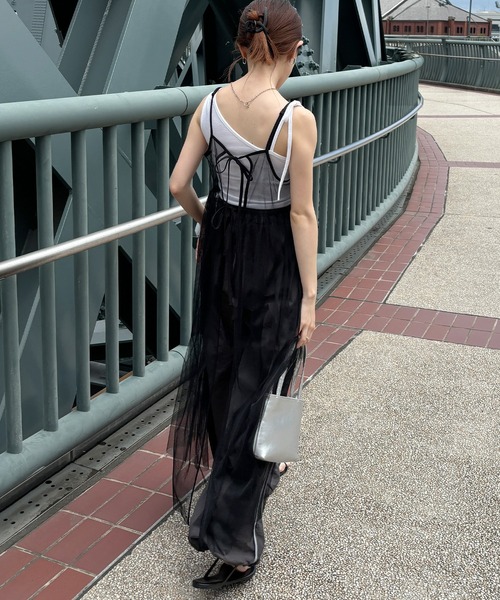 ISOOK(アイスー)の「【ISOOK / アイスー】アシンメトリーデザインタンクトップ / アシメタンクトップ リボン ワンショル キャミソール ZOZOTOWN限定(タンクトップ・レディース・ブラック/カーキ/ホワイト・FREE)」の11枚目の写真