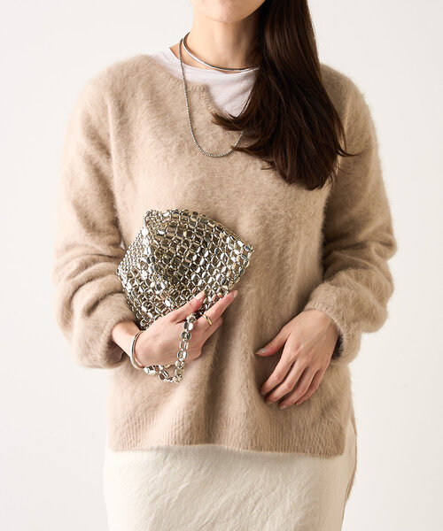 SHENERY(シーナリー)の「【程よい抜け感/やわらかな肌ざわり】ファーカシミヤキーネックニット(ニット/セーター・レディース・ベージュ/ピンク/グレー・FREE)」の16枚目の写真