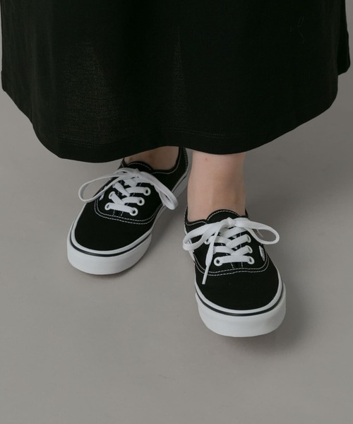 VANS(バンズ)の「VANS Ua Authentic(スニーカー・レディース・ブラック・5/5.5/6)」の2枚目の写真