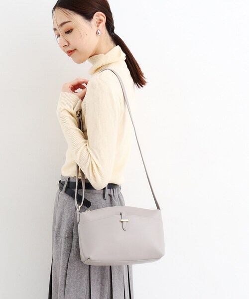 THE SHOP TK （ザ ショップ ティーケー ）の「【＠BAILA掲載】人間工学エアルダーミニショルダー/軽量/美しさと快適を両立（ショルダーバッグ・レディース・ブラック/グレー/アイボリー・00）」の16枚目の写真