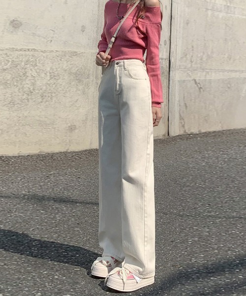 Doux Belle（ドゥーベル）の「ハイウエストストレートデニム（デニムパンツ・レディース・ベージュ/ブラック・SMALL/MEDIUM/LARGE/X-LARGE）」の7枚目の写真