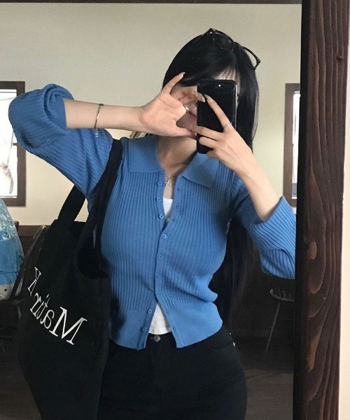 BEIDELLI（ベイデリー）の「[BELLIDE MADE] ビビッドカラーネックリブニットカーディガン（ニット/セーター・レディース・アイボリー/ブラック/レッド/ブラウン/ブルー/オリーブ・FREE）」の6枚目の写真