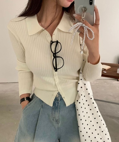 BEIDELLI（ベイデリー）の「[BELLIDE MADE] ビビッドカラーネックリブニットカーディガン（ニット/セーター・レディース・アイボリー/ブラック/レッド/ブラウン/ブルー/オリーブ・FREE）」の2枚目の写真