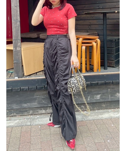 EVRIS（エヴリス）の「ラインストーンコンパクトTシャツ（Tシャツ/カットソー・レディース・ホワイト/ボルドー/ネイビー/ブラック・FREE）」の9枚目の写真