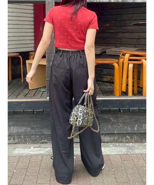 EVRIS（エヴリス）の「ラインストーンコンパクトTシャツ（Tシャツ/カットソー・レディース・ホワイト/ボルドー/ネイビー/ブラック・FREE）」の12枚目の写真