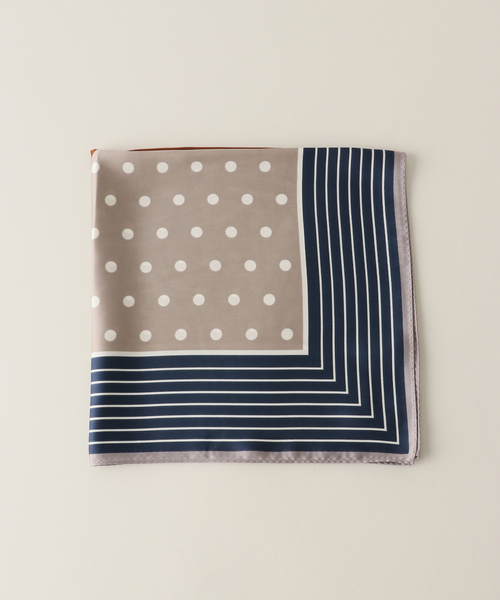 JOURNAL STANDARD relume（ジャーナルスタンダード　レリューム）の「RELUME ドットスカーフ（ストール/ショール・レディース・オレンジ/グリーン・FREE）」の3枚目の写真