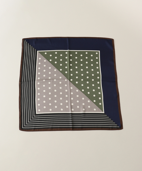 JOURNAL STANDARD relume（ジャーナルスタンダード　レリューム）の「RELUME ドットスカーフ（ストール/ショール・レディース・オレンジ/グリーン・FREE）」の4枚目の写真