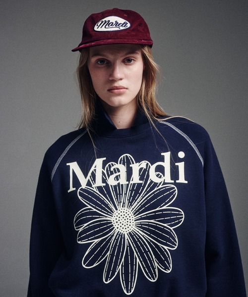 Mardi Mercredi(マルディメクルディ)の「【Renewal】SWEATSHIRT RAGLAN FLOWERMARDI / スウェットシャツ ラグラン フラワーマルディ(スウェット・レディース・ブラック×ピンク/レッド/ネイビー/グレー・FREE)」の4枚目の写真