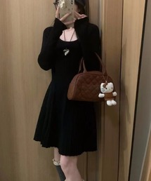 ミニ丈ニットワンピース