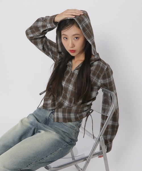 3.3 Field Trip （3.3フィールドトリップ）の「3.3 Field Trip／サイドシャーリングシャツ（シャツ/ブラウス・レディース・ボルドー/ブラウン/ブルー・FREE）」の2枚目の写真