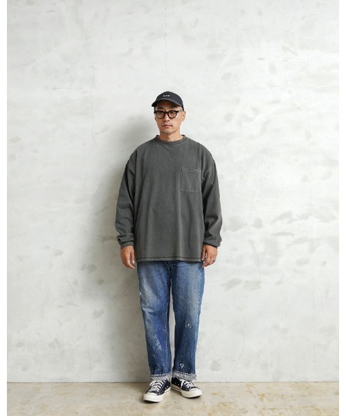 WAIPER.inc(ワイパーインク)の「Goodwear 2W7-64204 製品染め ポケット付き SUPER BIG L/S TEE(Tシャツ/カットソー・メンズ・ネイビー/イエロー/グレイッシュベージュ/チャコールグレー・S/M/L/XL)」の5枚目の写真