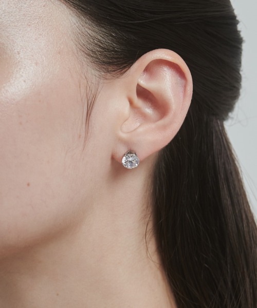 ciite' surgical stainless(シーテサージカルステンレス)の「【 金属アレルギー対応 】 7サイズ ビジューピアス サージカルステンレス (両耳用)(ピアス(両耳用)・レディース・ゴールド/シルバー・8/7/6/5/3/2/4)」の12枚目の写真
