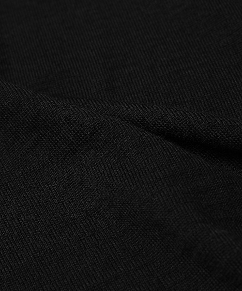 LEMAIRE(ルメール)の「CREW NECK JUMPER(その他トップス・メンズ・グレー/ブラック・M/S)」の5枚目の写真