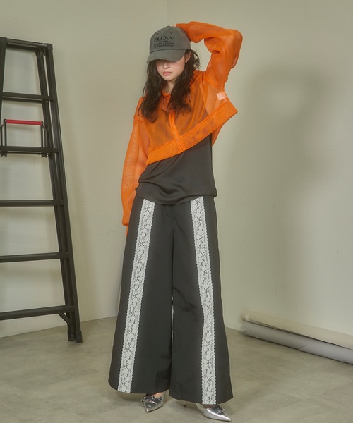 VIOLETTA（ヴィオレッタ）の「レースラインワイドパンツ（その他パンツ・レディース・ブラック/ライトブルー・S/M）」の12枚目の写真