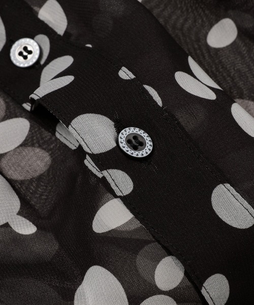 ANREALAGE(アンリアレイジ)の「WIND BLOWS DOT BALL BLOUSE(シャツ/ブラウス・レディース・ブラック・40/38/36)」の5枚目の写真