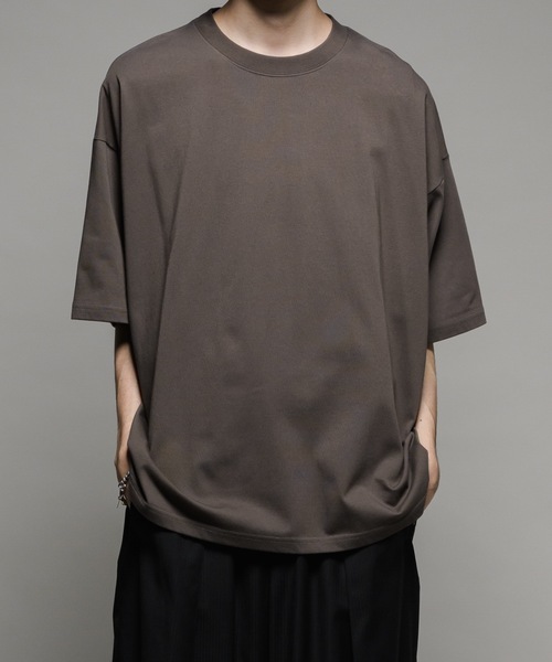 CASPER JOHN（キャスパージョン）の「【COOL TOUCH FABRIC】Standard big T-shirts/スタンダードビッグTシャツ（Tシャツ/カットソー・メンズ・チャコールグレー/ブラック/モカ/ベージュ/ホワイト/ライトグレー・X-SMALL/SMALL/MEDIUM/LARGE）」の5枚目の写真