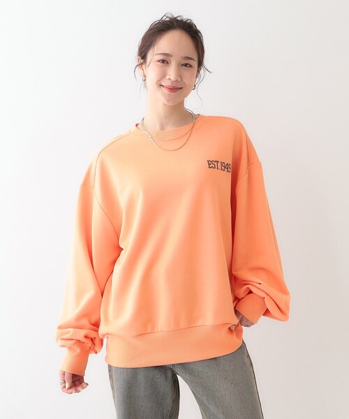 Cutie Blonde（キューティーブロンド）の「オーバーサイズで抜け感をプラス バックプリントスウェット（スウェット・レディース・オレンジ系/ライトグレー/ブルー・00）」の8枚目の写真