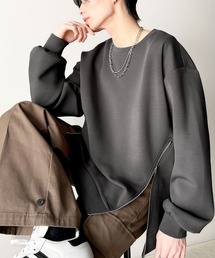 《Javaジャバコラボ》シンプルにお洒落を。アシメファスナーラウンドネックポンチトップス