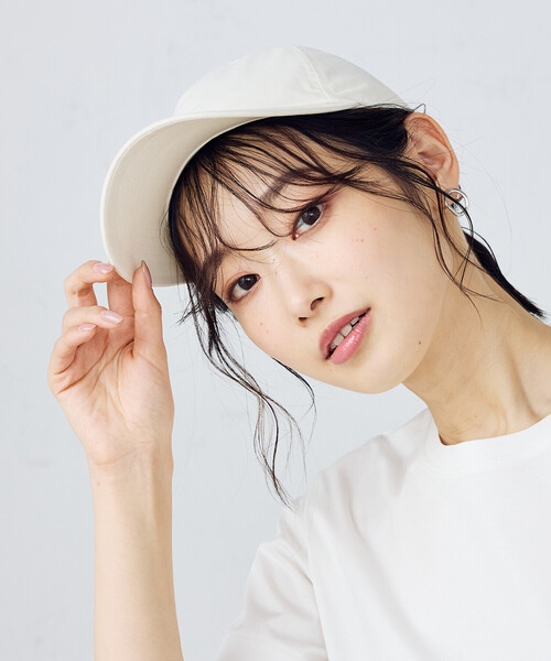 COMME CA ISM（コムサイズム）の「コットンツイルキャップ（キャップ・レディース・ベージュ/ブラック/オフホワイト・FREE）」の2枚目の写真