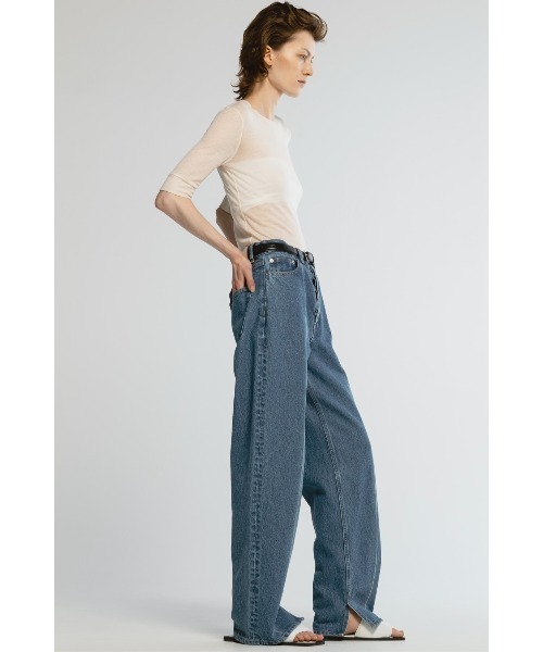 CINOH（チノ）の「デニムクリースパンツ（デニムパンツ・レディース・ブルー・5/4/3/2/1）」の8枚目の写真