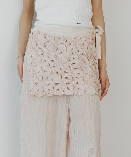 ADAWAS(アダワズ)の「ADAWAS/アダワス TAPE EMBROIDERY TWO-PIECE TROUSER SET 巻きスカート付きパンツ(その他パンツ・レディース・ピンク/ブラック/ナチュラル・ONE SIZE)」の1枚目の写真