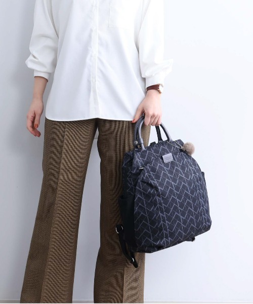 Kanana project(カナナプロジェクト)の「リュックサック KM-2 A4サイズ収納 13L 68714(バックパック/リュック・レディース・ブラック/グレー系その他/イエロー系・FREE)」の8枚目の写真