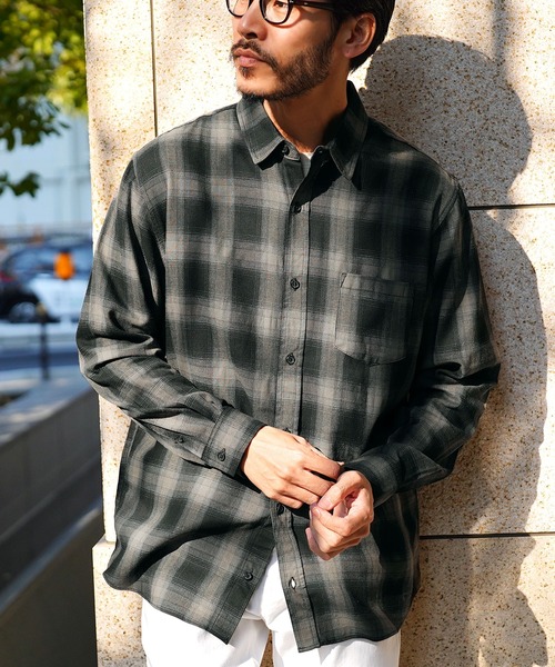 jiggys shop(ジギーズショップ)の「オンブレーチェック レギュラーカラー長袖シャツ(シャツ/ブラウス・メンズ・グレー/ブラック/ブルー・X-LARGE/LARGE/MEDIUM/SMALL)」の3枚目の写真