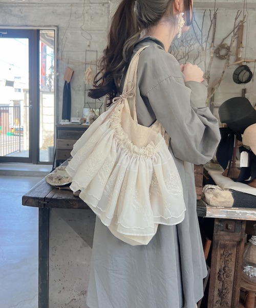 m.soeur(エムスール)の「スズランチュールの2枚重ねつけ襟(付け襟・レディース・ホワイト/ブラック・FREE)」の16枚目の写真
