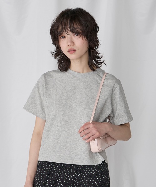 Unblend(アンブレンド)の「【Unblend】Unblend Basic 2セット ベーシック コットン パックTシャツ(Tシャツ/カットソー・レディース・イエロー系その他/ホワイト×グリーン/ブラック×レッド/ブラック×ホワイト/ブルー系その他/グレー系1/グレー系/ブラウン系・FREE)」の4枚目の写真