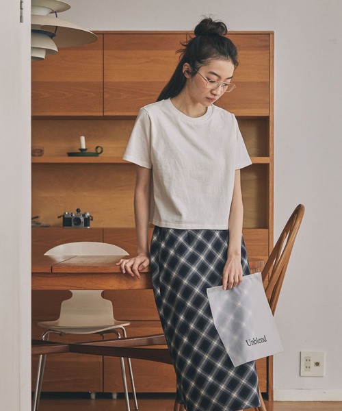 Unblend（アンブレンド）の「【Unblend】Unblend Basic 2セット ベーシック コットン パックTシャツ（Tシャツ/カットソー・レディース・イエロー系その他/ホワイト×グリーン/ブラック×レッド/ブラック×ホワイト/ブルー系その他・FREE）」の22枚目の写真