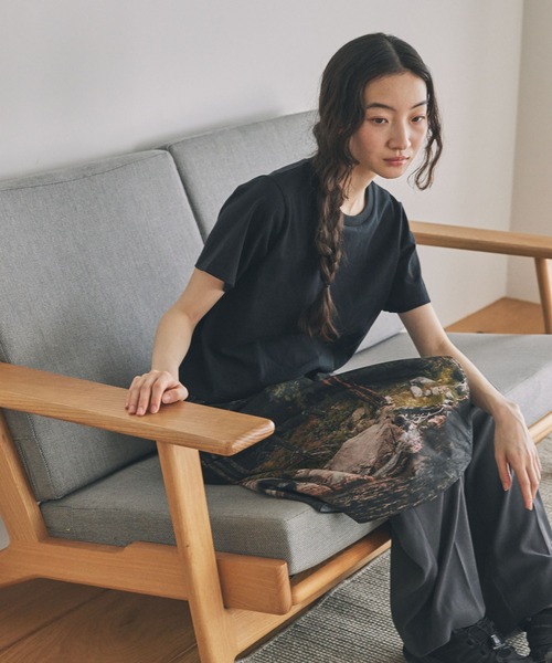 Unblend（アンブレンド）の「【Unblend】Unblend Basic 2セット ベーシック コットン パックTシャツ（Tシャツ/カットソー・レディース・イエロー系その他/ホワイト×グリーン/ブラック×レッド/ブラック×ホワイト/ブルー系その他・FREE）」の7枚目の写真