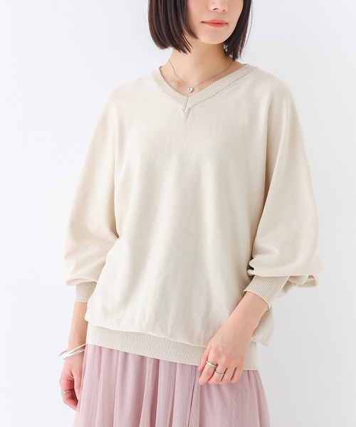 n'OrLABEL(ノアールレーベル)の「【UVカット・抗菌防臭・抗ピル・マシンウォッシャブル】Vネックドルマンニットプルオーバー(ニット/セーター・レディース・グレー/ブラック/ブルーグリーン/ライトベージュ・2/1)」の3枚目の写真