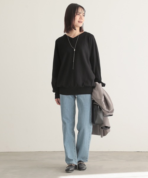 n'OrLABEL(ノアールレーベル)の「【UVカット・抗菌防臭・抗ピル・マシンウォッシャブル】Vネックドルマンニットプルオーバー(ニット/セーター・レディース・グレー/ブラック/ブルーグリーン/ライトベージュ・2/1)」の10枚目の写真