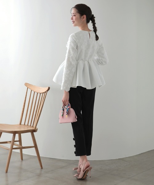 MERAKI(メラキ)の「裾フラワーパンツ(その他パンツ・レディース・ブラック/ホワイト・S/M/L)」の18枚目の写真