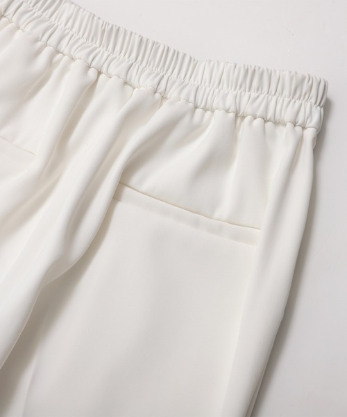 MERAKI(メラキ)の「裾フラワーパンツ(その他パンツ・レディース・ブラック/ホワイト・S/M/L)」の12枚目の写真