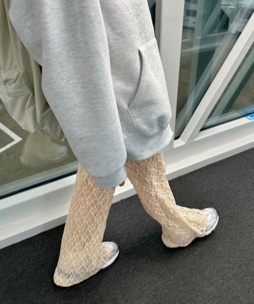MEMECLE(メメクル)の「【 MEMECLE / メメクル 】レースフレアパンツ(その他パンツ・レディース・ブラック/アイボリー/ピンク/イエロー・FREE)」の14枚目の写真