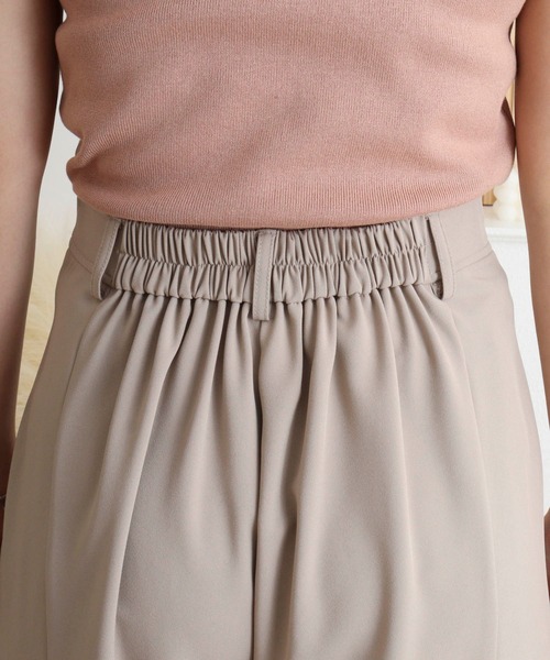 EGLANTINE（エグランティーヌ）の「EGLANTINE タック入りダンボールパンツ（その他パンツ・レディース・サンドベージュ/ブラック/キャメル・40）」の5枚目の写真