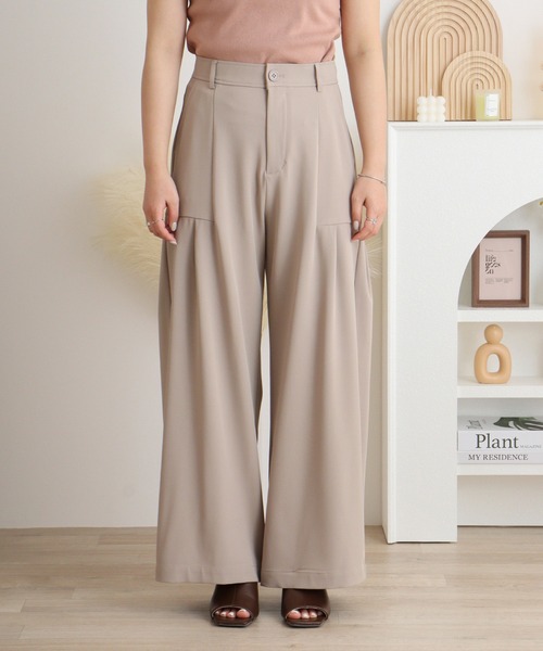 EGLANTINE（エグランティーヌ）の「EGLANTINE タック入りダンボールパンツ（その他パンツ・レディース・サンドベージュ/ブラック/キャメル・40）」の12枚目の写真