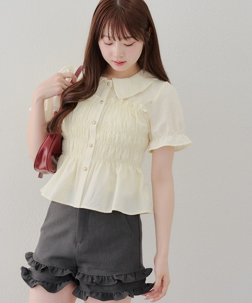 Another Branch olive des olive(アナザーブランチオリーブデオリーブ)の「【シリーズ累計1万枚売れ/レビュー高評価】シャーリング衿付BL(シャツ/ブラウス・レディース・オフホワイト/ブラック/グリーン/その他11/イエロー/アイボリー/その他/オレンジ/ブラウン/ブルー系その他・FREE)」の3枚目の写真