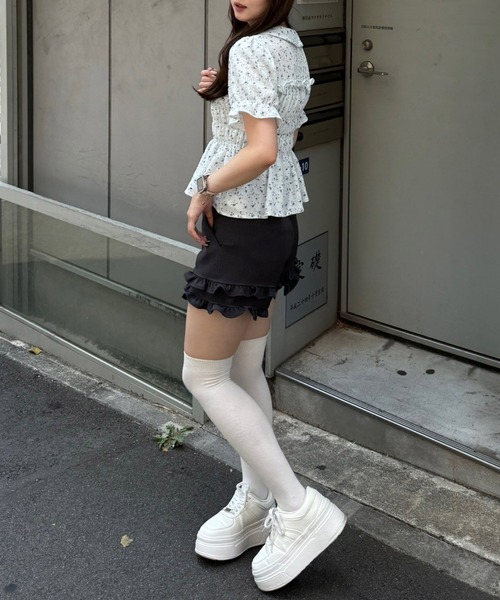 Another Branch olive des olive(アナザーブランチオリーブデオリーブ)の「【シリーズ累計1万枚売れ/レビュー高評価】シャーリング衿付BL(シャツ/ブラウス・レディース・オフホワイト/ブラック/グリーン/その他11/イエロー/アイボリー/その他/オレンジ/ブラウン/ブルー系その他・FREE)」の17枚目の写真