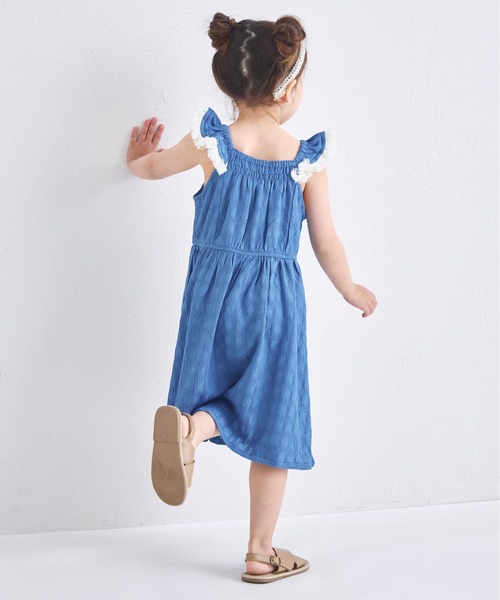 pairmanon(ペアマノン)の「シボ素材 フリンジフリル ワンピース(ワンピース・キッズ・ブラウン/ブルー/ピンク系その他・140/90/150/120/110/100/130)」の13枚目の写真