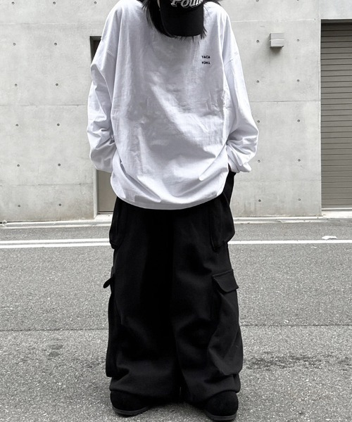 YACA（ヤーカ）の「mini logo big L/S t-shirt/ミニロゴビッグロングスリーブTシャツ【unisex item】（Tシャツ/カットソー・レディース・ホワイト/ブラック・FREE）」の8枚目の写真