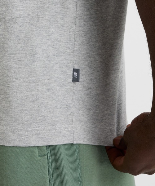 NEW BALANCE(ニューバランス)の「Heritage グラフィックショートスリーブTシャツ(Tシャツ/カットソー・メンズ・オレンジ/ライトグレー/セージグリーン・SMALL/MEDIUM/LARGE/X-LARGE/XX-LARGE)」の7枚目の写真