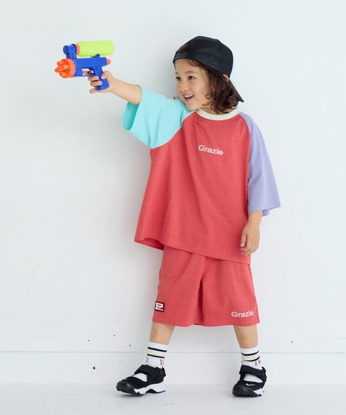 Life Support Products（ライフサポートプロダクツ）の「【水陸両用】配色プリントラグランTシャツ/セットアップ可能（セットアップ・キッズ・アイボリー/チャコール/レッド/ライトグリーン・120/130/140/90/100/110/80/95/150）」の4枚目の写真