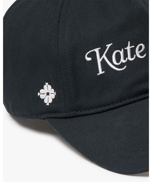kate spade new york(ケイトスペード ニューヨーク)の「マガジン スクリプト ベースボール キャップ(キャップ・レディース・ブラック・ONE)」の4枚目の写真