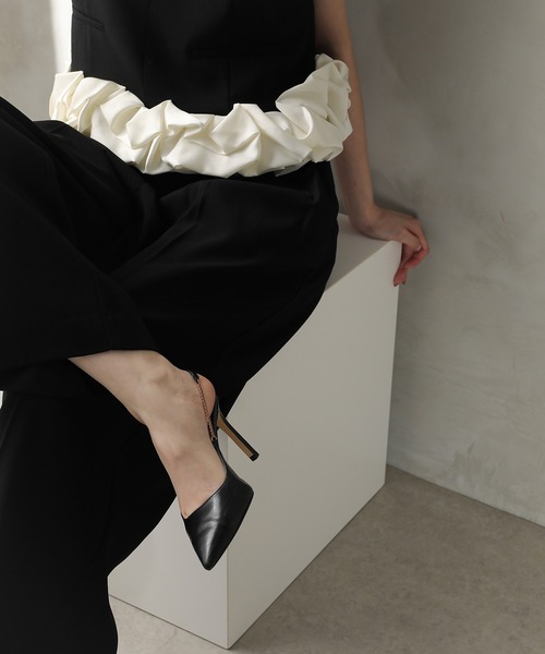 Kana(カナ)の「Vネックデザイン フリル ノースリーブ セットアップ パンツドレス パーティー 結婚式 お呼ばれ オケージョン(パンツドレス・レディース・グレー/ブラック/モカ・M)」の6枚目の写真