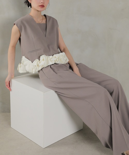 セール】Vネックデザイン フリル ノースリーブ セットアップ パンツ